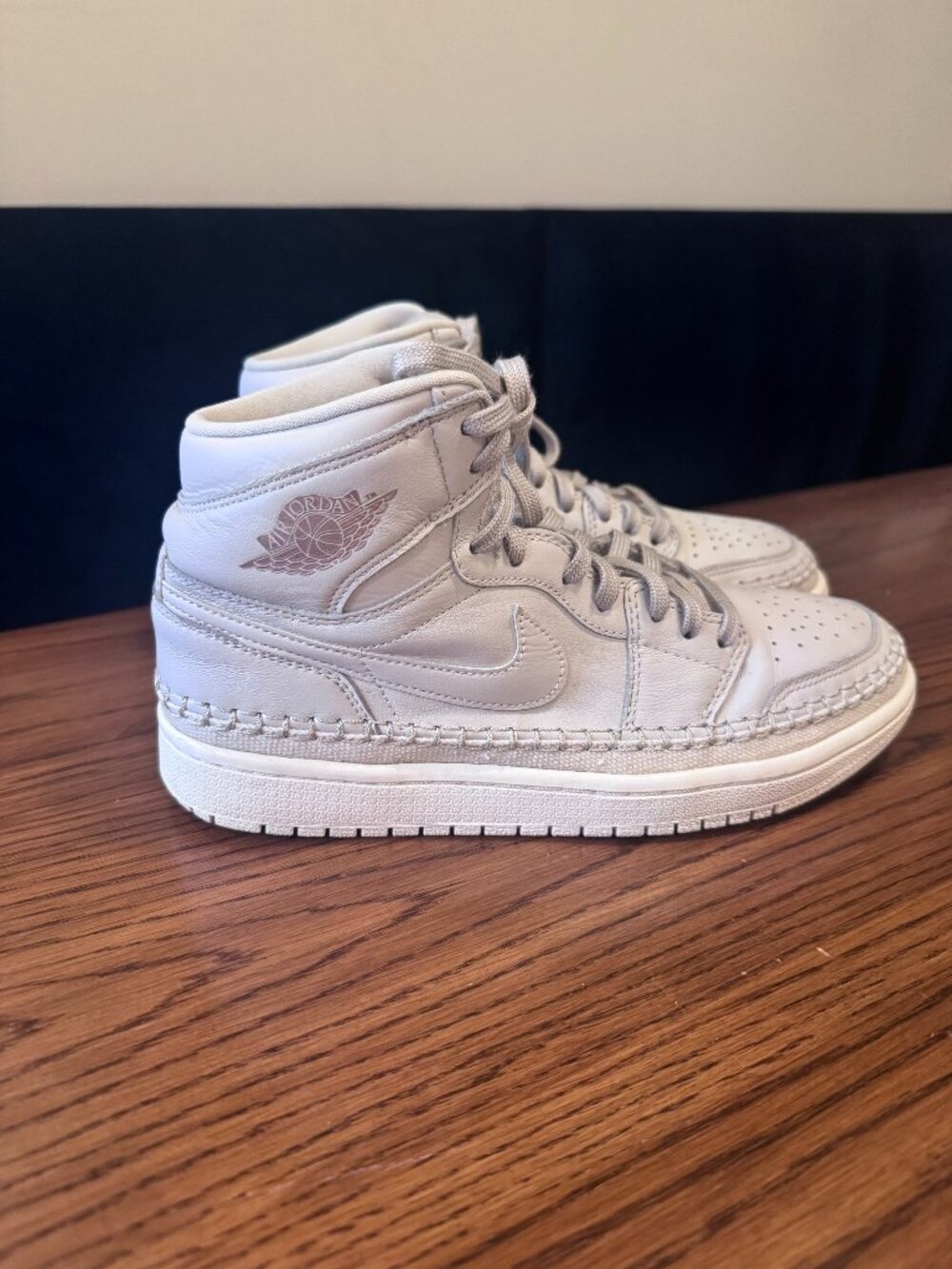NIKE Air Jordan 1 Retro High Top Sneakers Shoes Desert Sand Womens Size 8.5